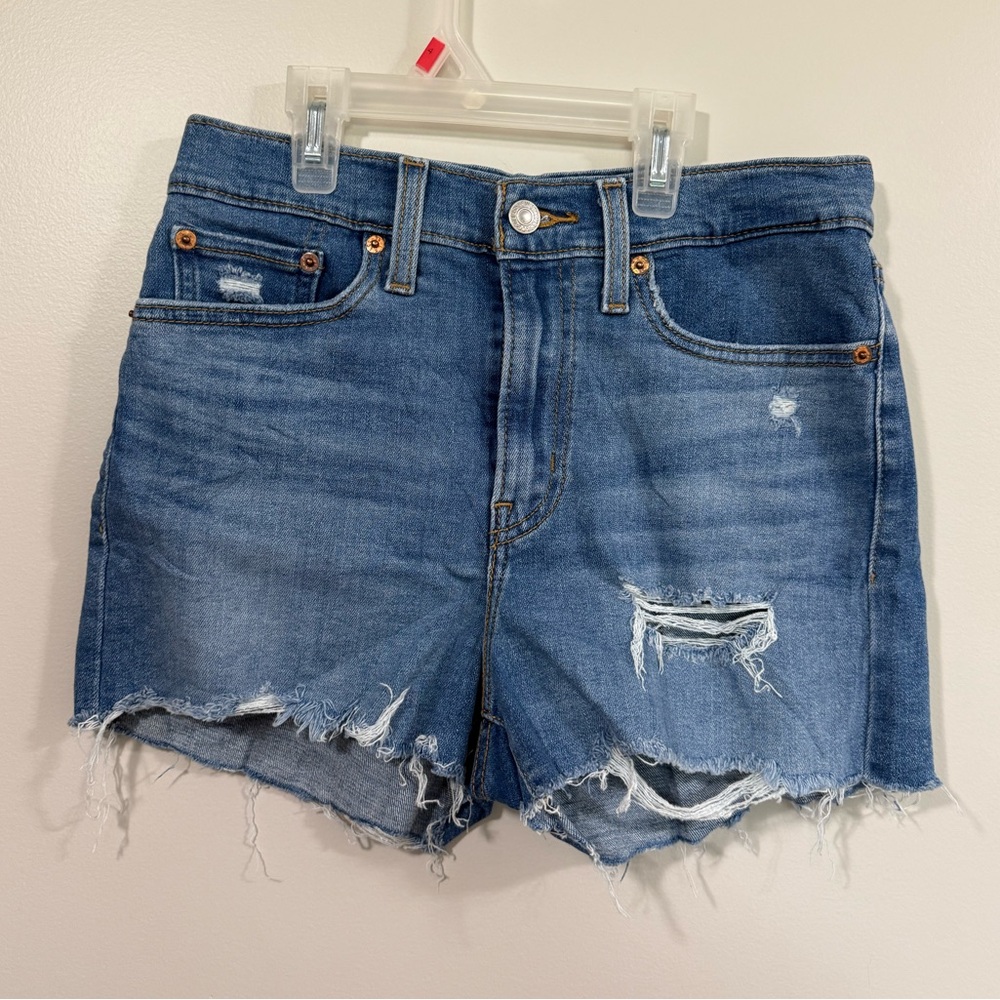 💙Levi's Blue Distressed Jean Shorts